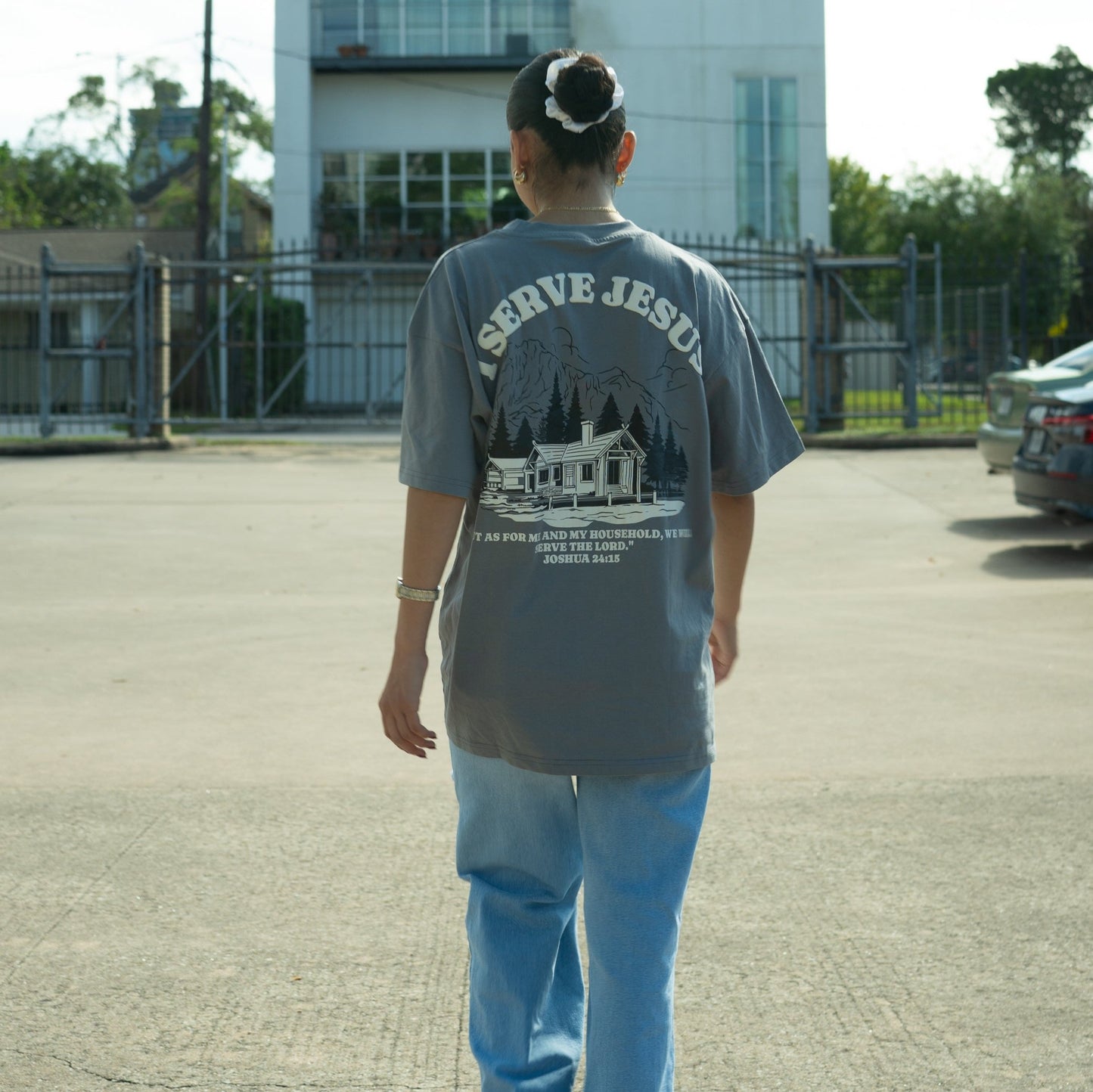 OVERSIZED I SERVE JESUS
