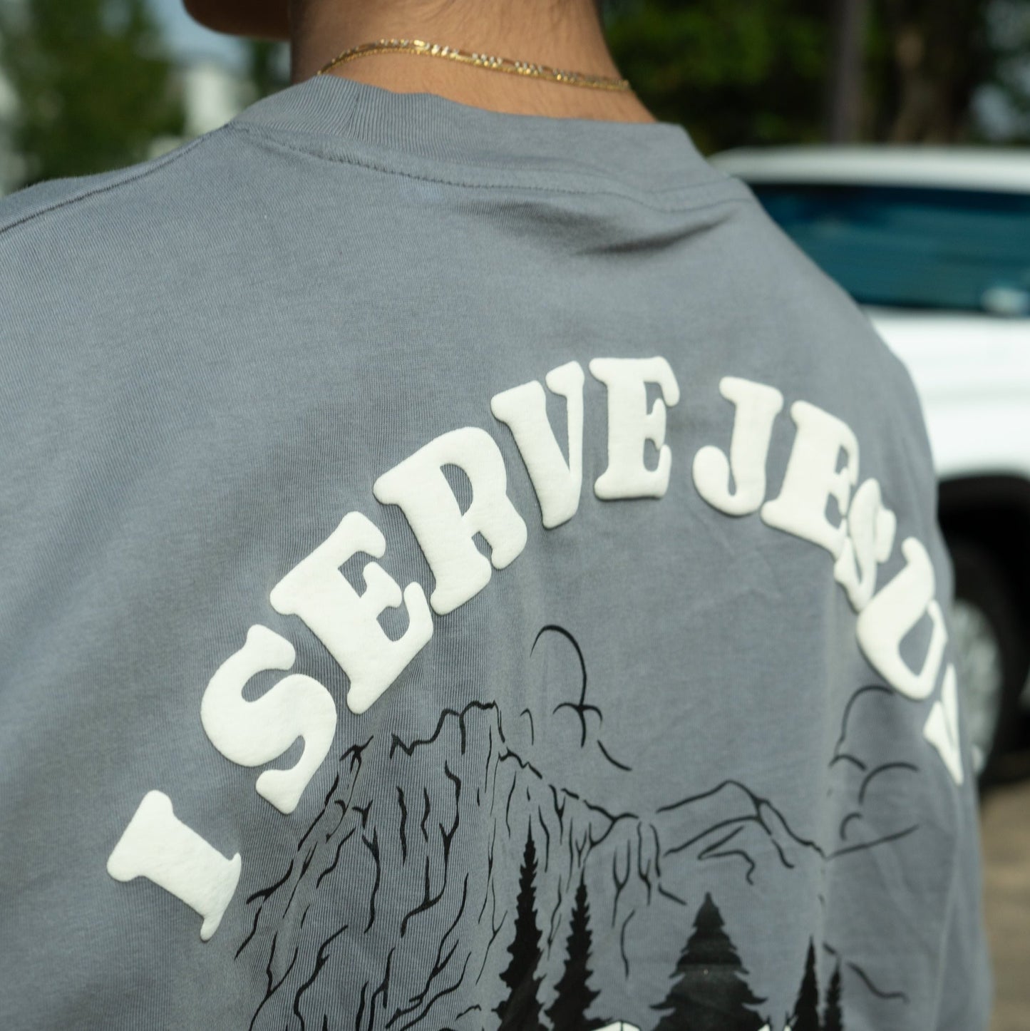 OVERSIZED I SERVE JESUS